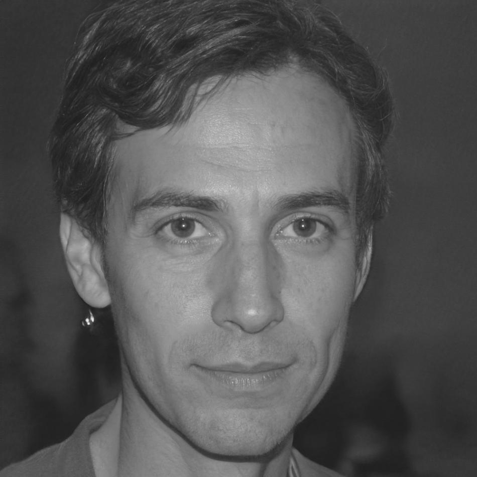 Retrato profesional de Florencio Pascual